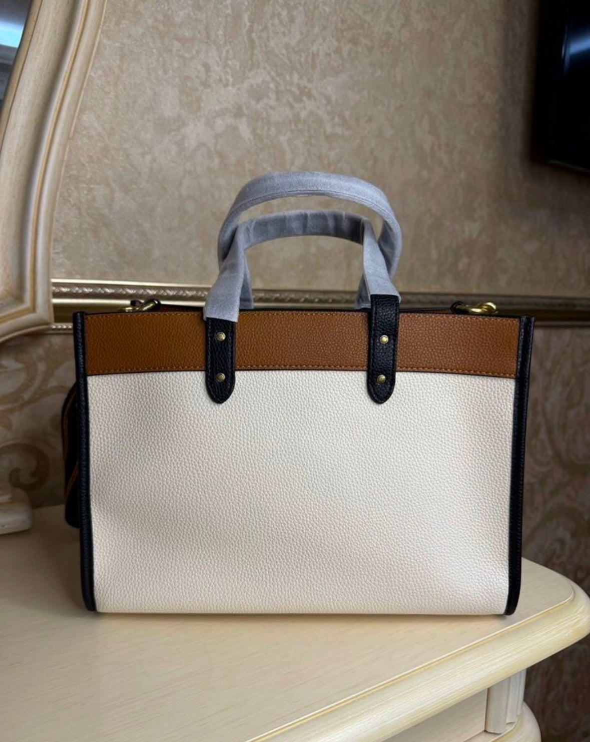 Heritage Structured Tote in Midnight Pebble with Sculpted Handle Crimson Lining