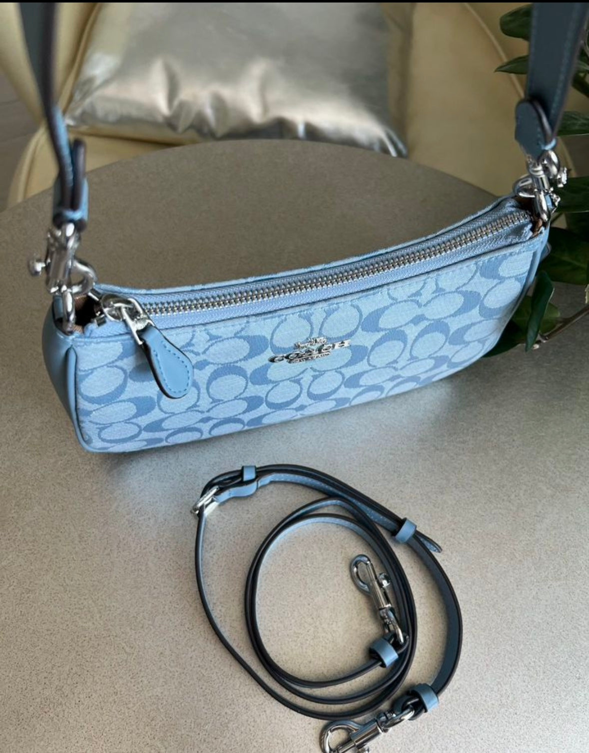 Teri — Soft Blue Signature Shoulder Bag with Elegant Chain Details