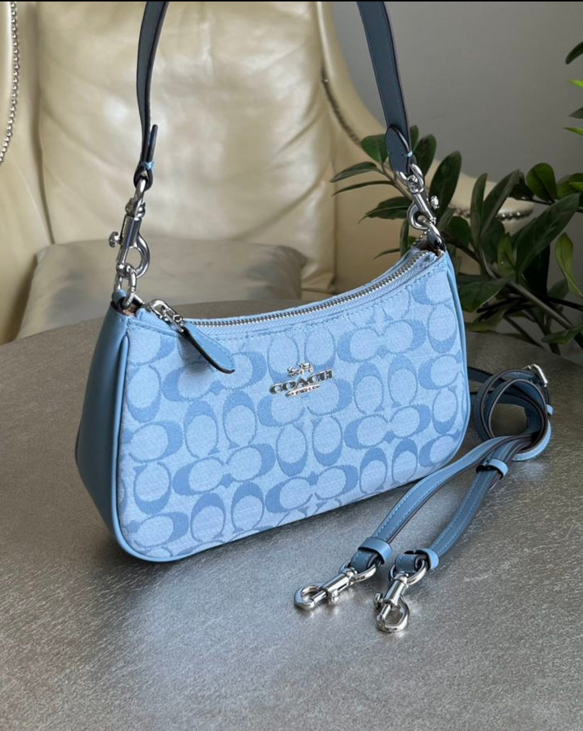 Teri — Soft Blue Signature Shoulder Bag with Elegant Chain Details