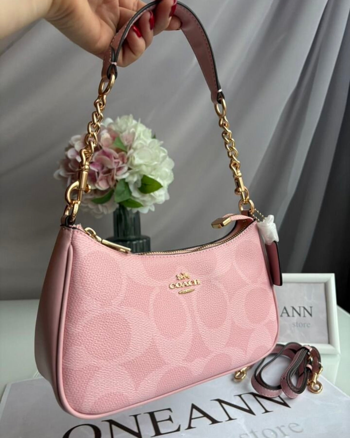 Teri — Soft Pink Signature Shoulder Bag with Gold Chain Accents