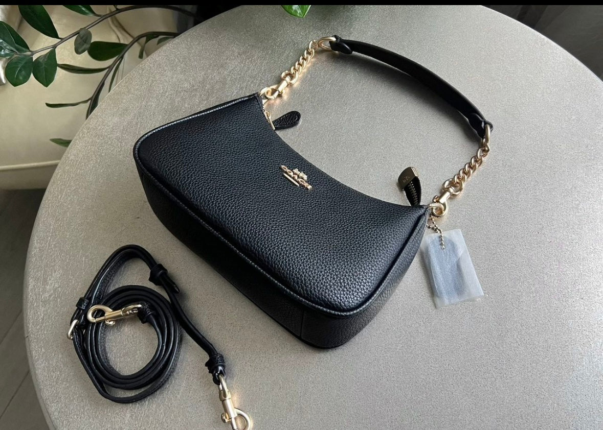 Teri Black Classic Shoulder Bag — Elegant Minimal Design with Gold Chain Details