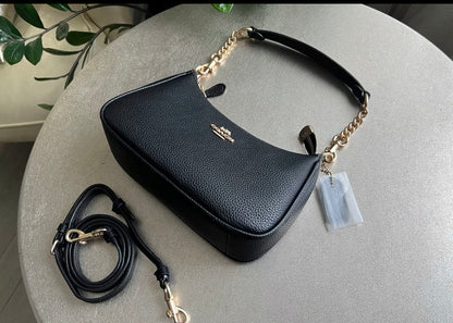 Teri Black Classic Shoulder Bag — Elegant Minimal Design with Gold Chain Details