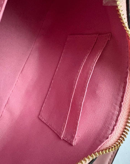 Teri — Soft Pink Signature Shoulder Bag with Gold Chain Accents