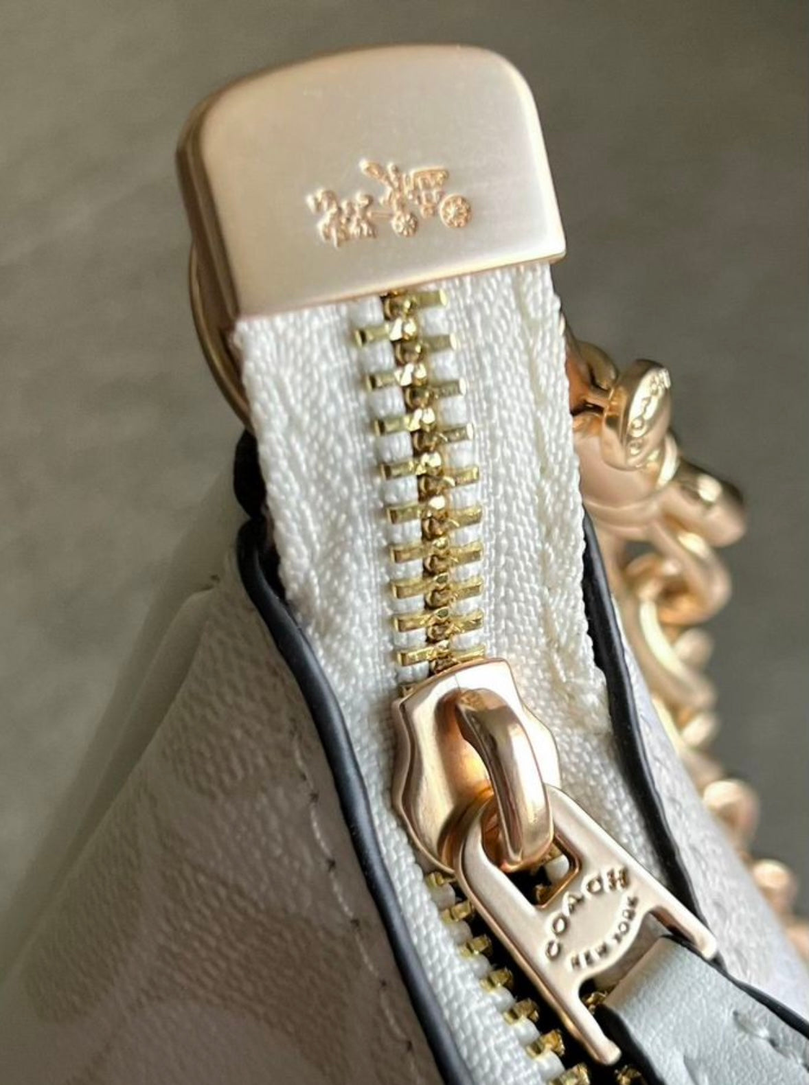 Teri — Soft White Shoulder Bag with Gold Chain Accents