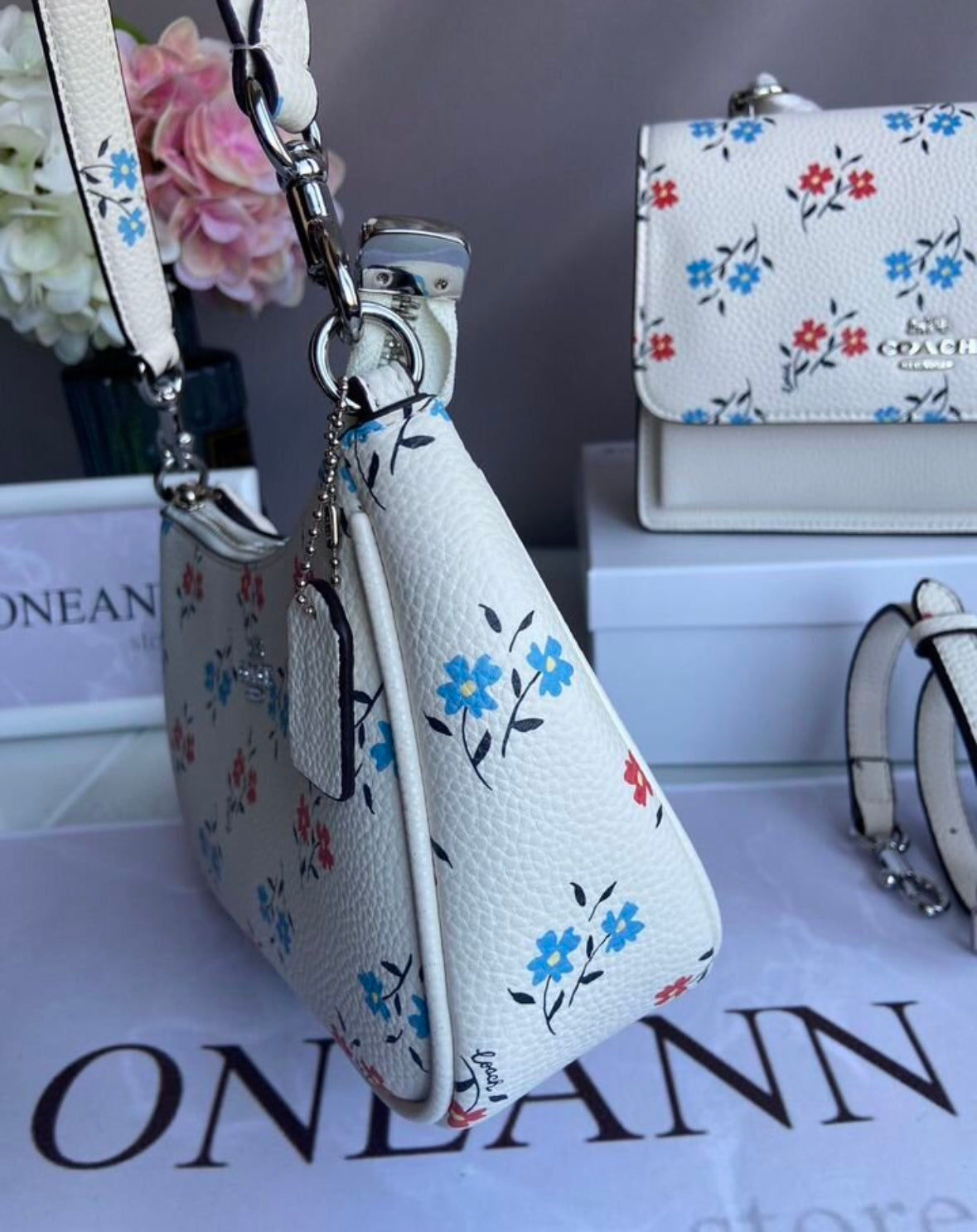 Teri Floral Blossom Bag — Soft White Shoulder Bag with Delicate Pastel Flower Print