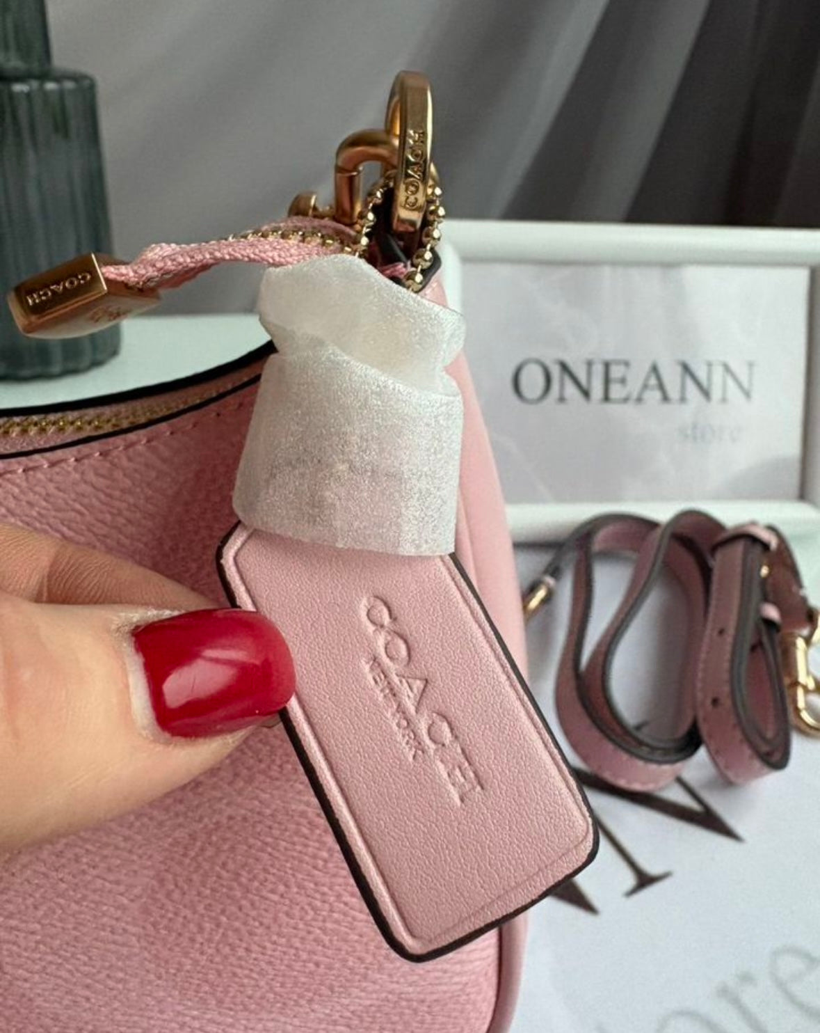 Teri — Soft Pink Signature Shoulder Bag with Gold Chain Accents