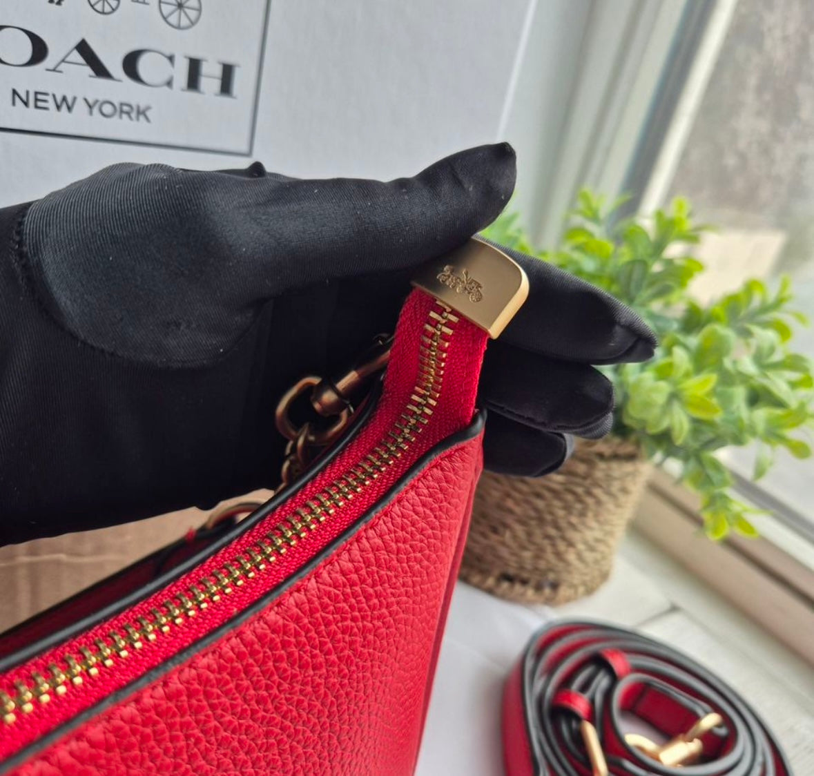 Teri Shoulder Bag — Bold Red Pebbled Leather