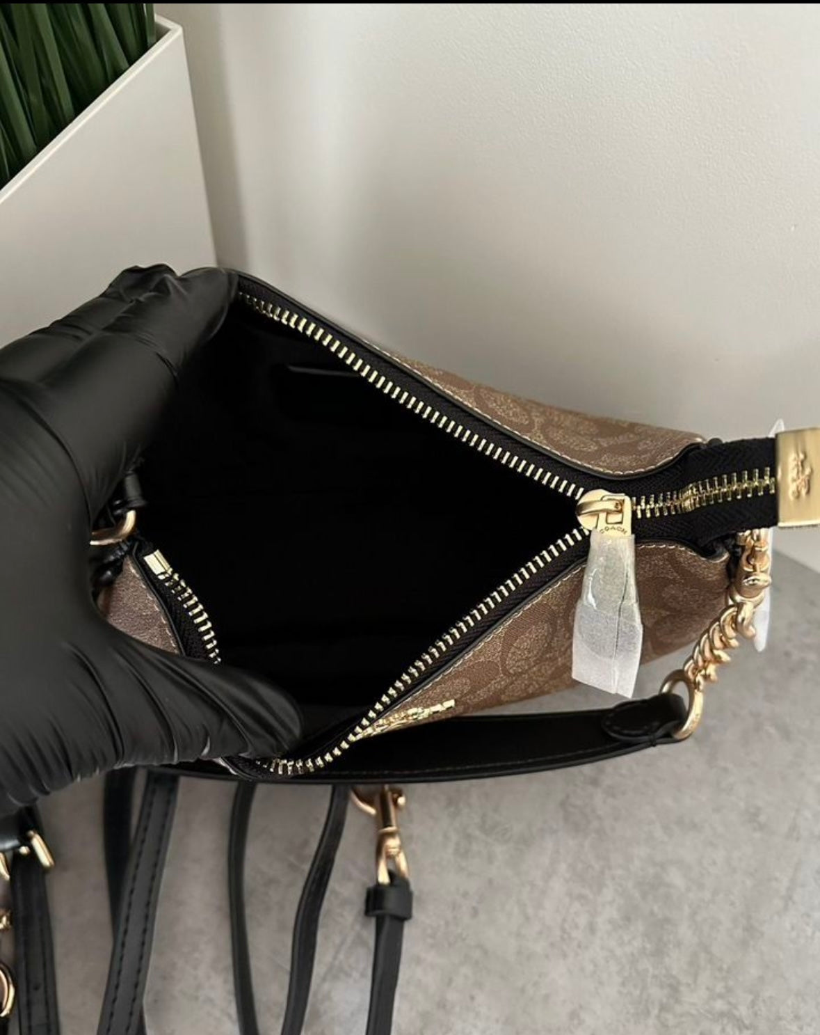 Teri — Classic Monogram Shoulder Bag with Gold Chain Detailing