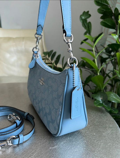 Teri — Soft Blue Signature Shoulder Bag with Elegant Chain Details