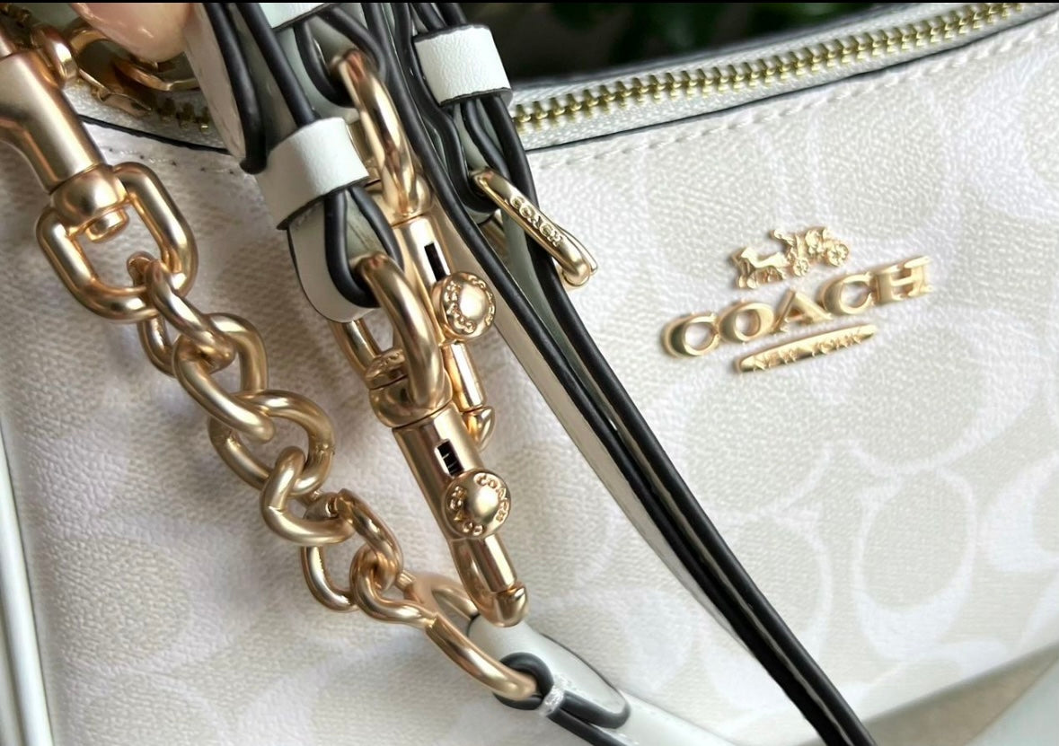 Teri — Soft White Shoulder Bag with Gold Chain Accents