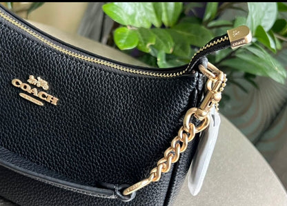 Teri Black Classic Shoulder Bag — Elegant Minimal Design with Gold Chain Details
